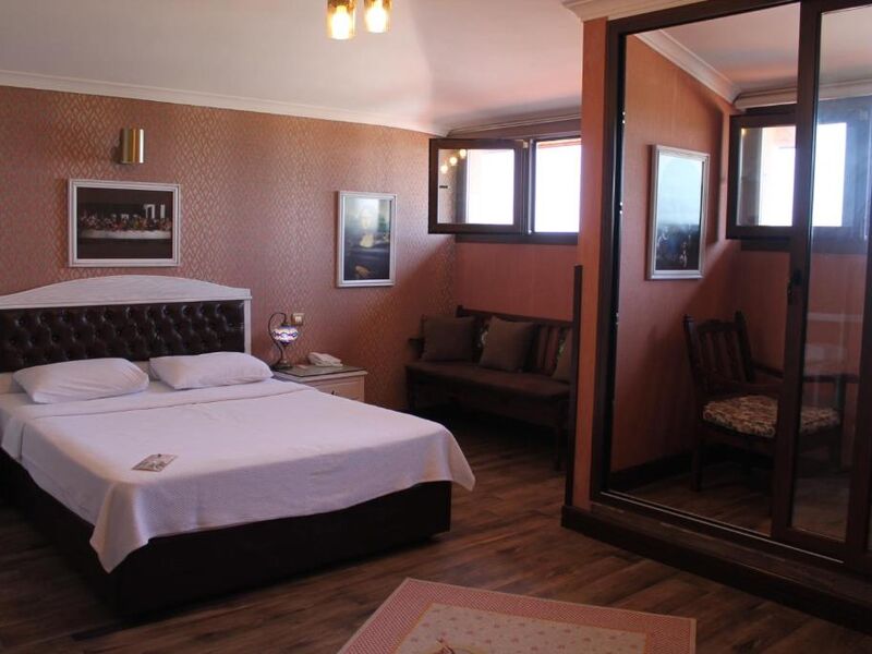 Bella View Art Boutique Hotel