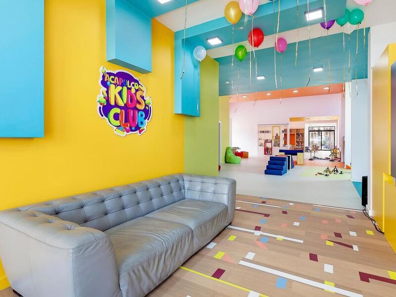 Acapulco Resort Hotel