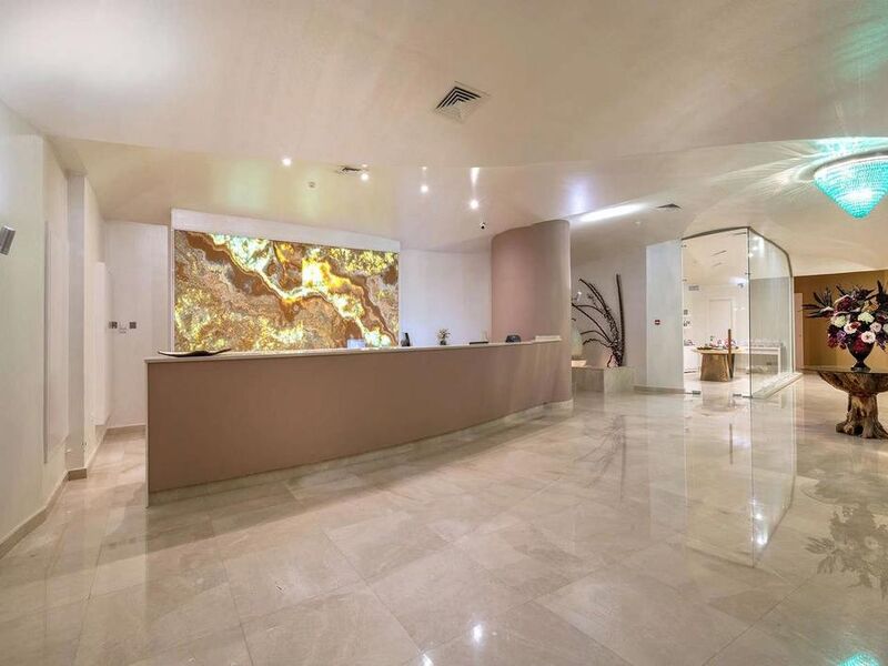 Acapulco Resort Hotel