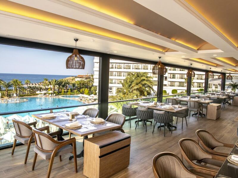 Acapulco Resort Hotel