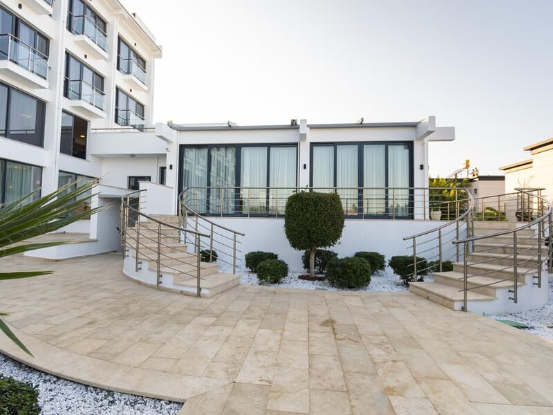 Bellapais Oasis Hotel