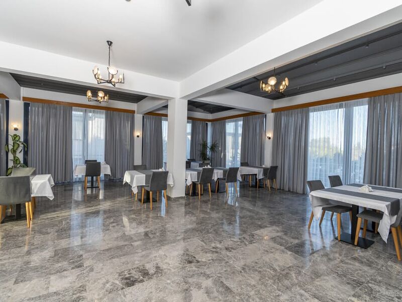 Bellapais Oasis Hotel