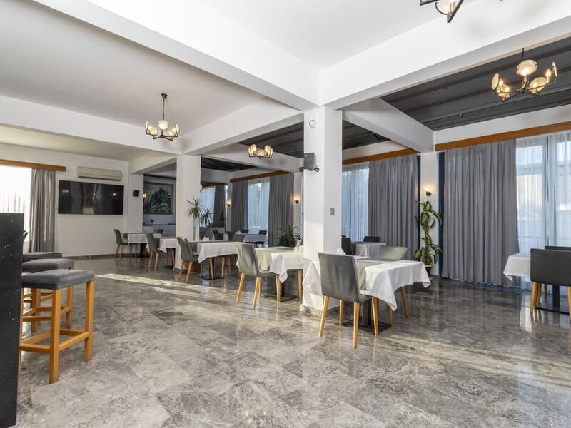 Bellapais Oasis Hotel