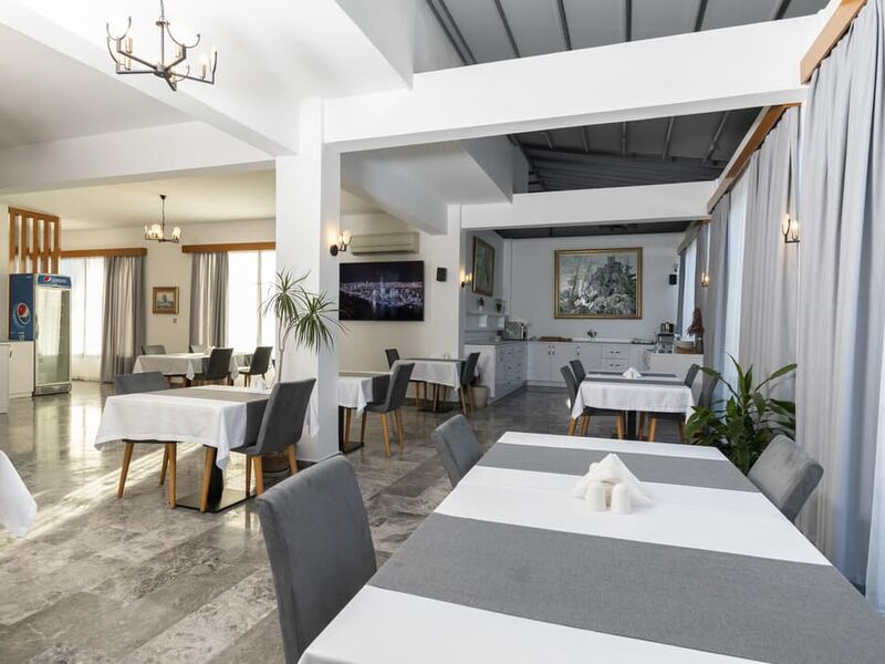 Bellapais Oasis Hotel