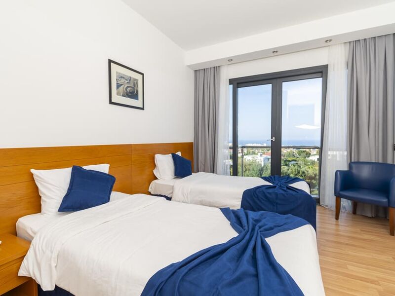 Bellapais Oasis Hotel