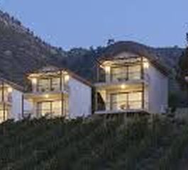 Gillham Vineyard Hotel 