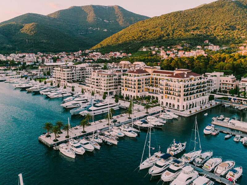 İzmir Çıkışlı Budva Rüyası Turu Aır Montenegro Havayolları İle 3 Gece 4 Gün PC001