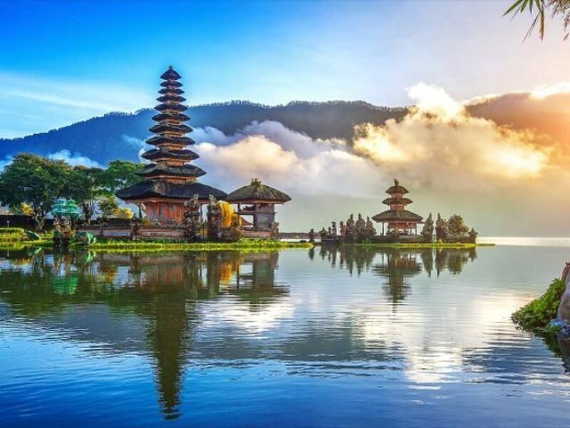 Endonezya Malezya Bali Turu 12 Gün EJ001
