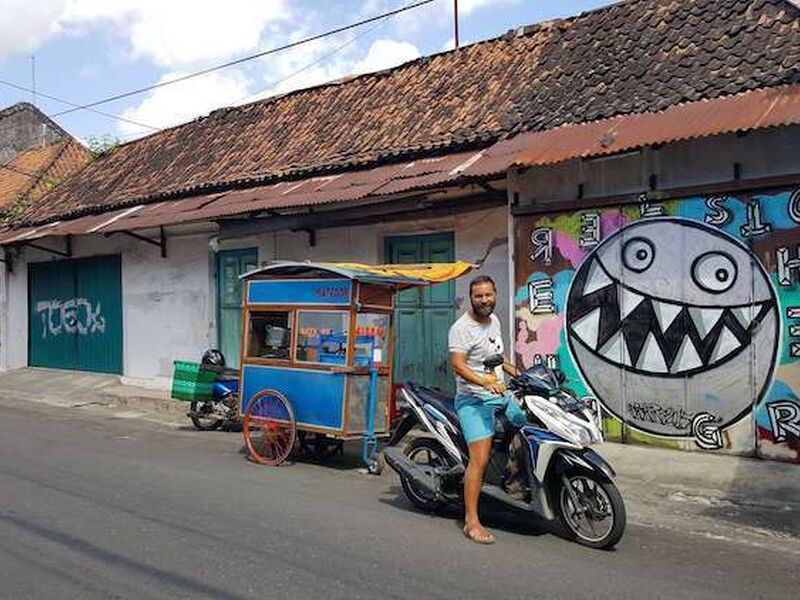 Endonezya Malezya Bali Turu 12 Gün EJ001