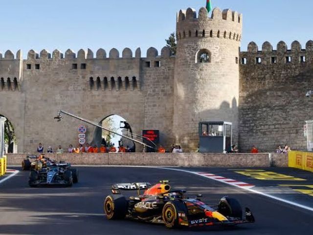 Formula 1 Azerbaycan Bakü Grand Prix 2026 (Khazar ve Filarmoniya Tribünü)