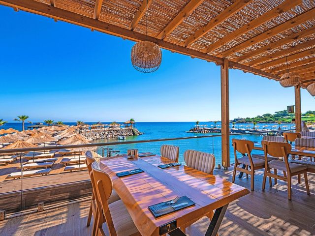 Demet Akalın Konserli Riverside Garden Resort Tatili | Uçak + Otel + Transfer | 3 Gece 4 Gün | 1 Çocuk Ücretsiz