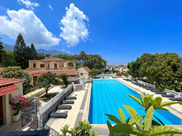 Demet Akalın Konserli Riverside Garden Resort Tatili | Uçak + Otel + Transfer | 3 Gece 4 Gün | 1 Çocuk Ücretsiz