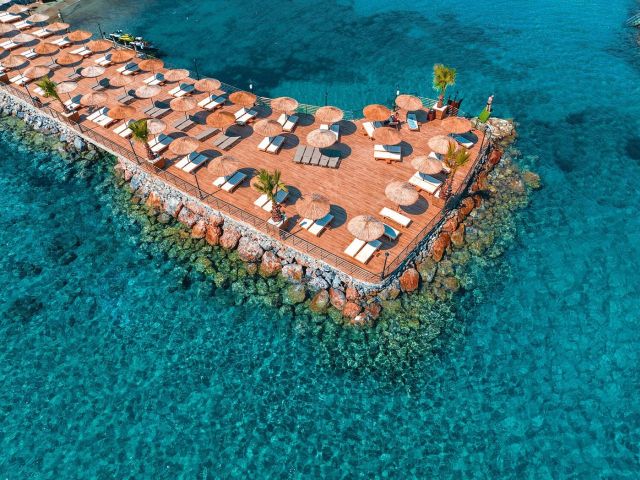 Demet Akalın Konserli Riverside Garden Resort Tatili | Uçak + Otel + Transfer | 3 Gece 4 Gün | 1 Çocuk Ücretsiz