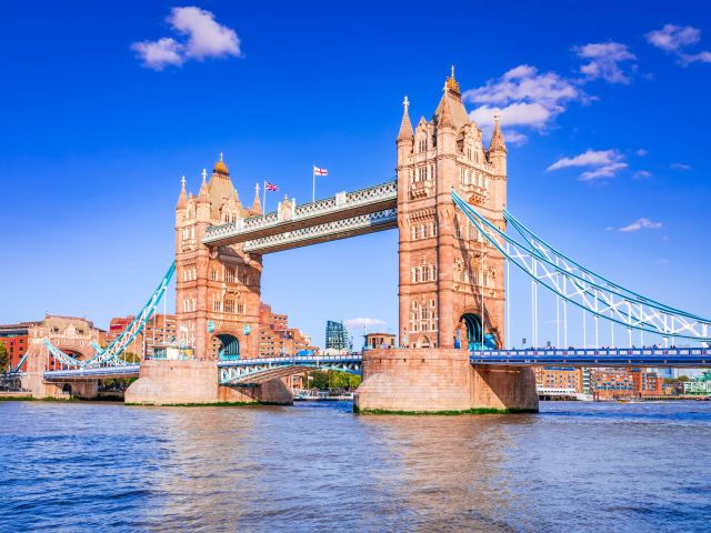 İstanbul Çıkışlı 3 Gece 4 gün Londra
