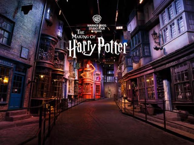 Jojo Akademi ile Londra - Adana Çıkışlı