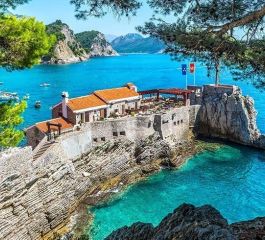 İzmir'den Direkt Sefer ile Budva Rotası Turu