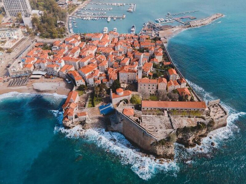 İzmir'den Direkt Sefer ile Budva Rotası Turu 3 Gece 4 Gün